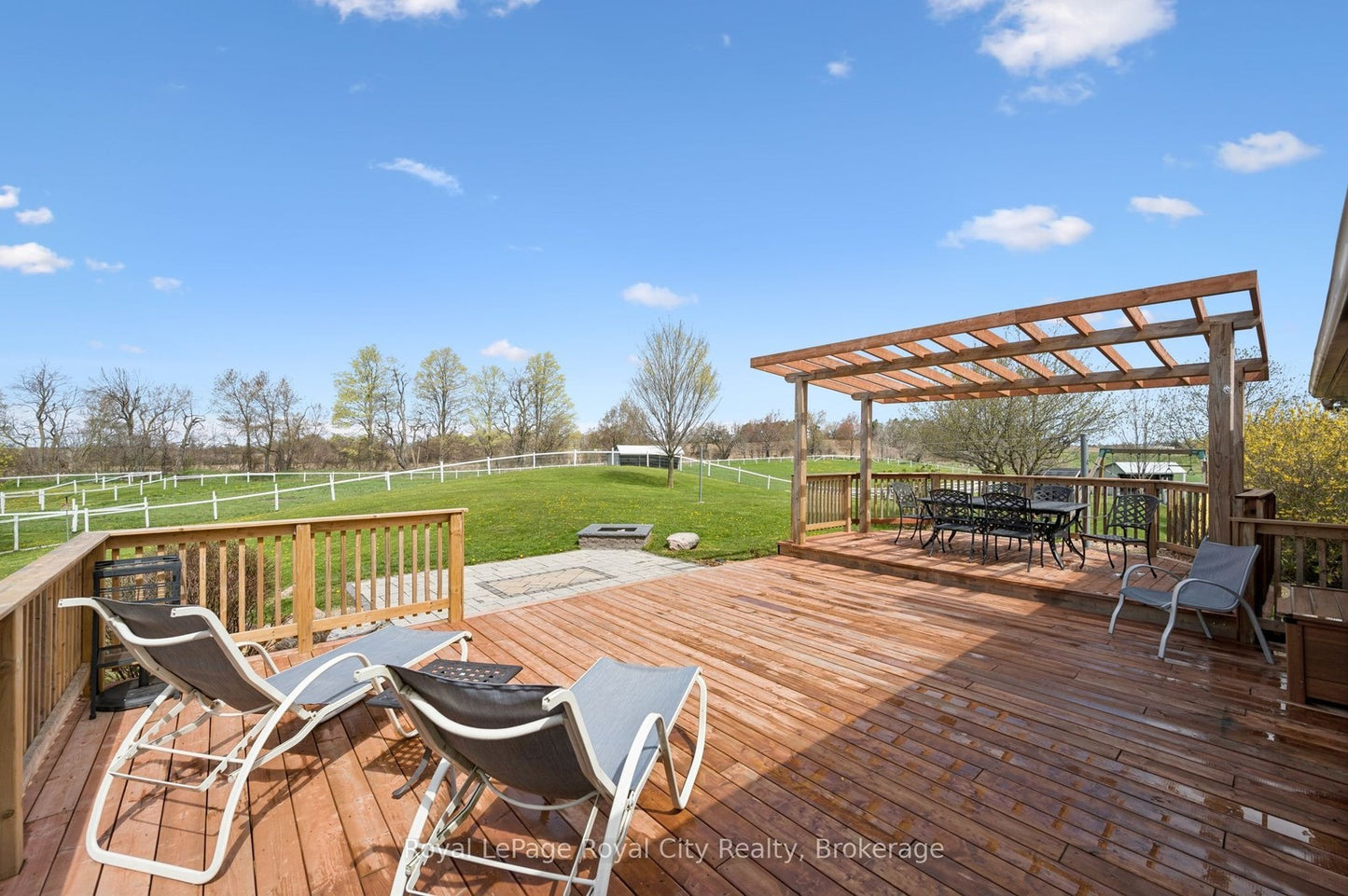 8284 INDIAN TRAIL Guelph/Eramosa, Ontario N0B2K0